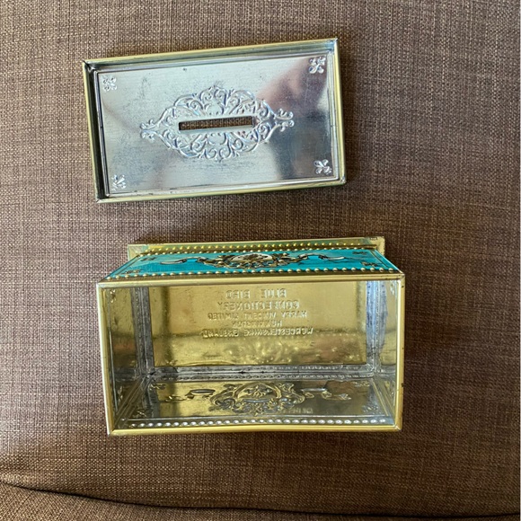 Vintage Blue Bird Confectionary Candy Tin Bank - Picture 2 of 7